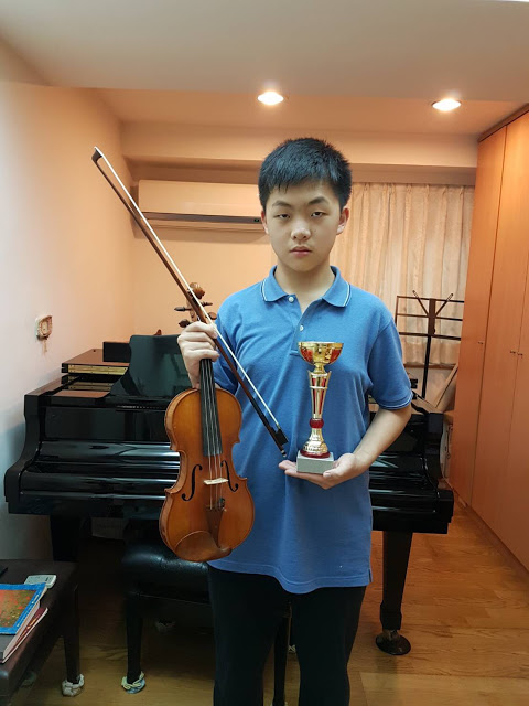 恭喜 佳彥 亞太之星小提琴大賽 第一名 @
			
				張偉軒小提琴
			
		