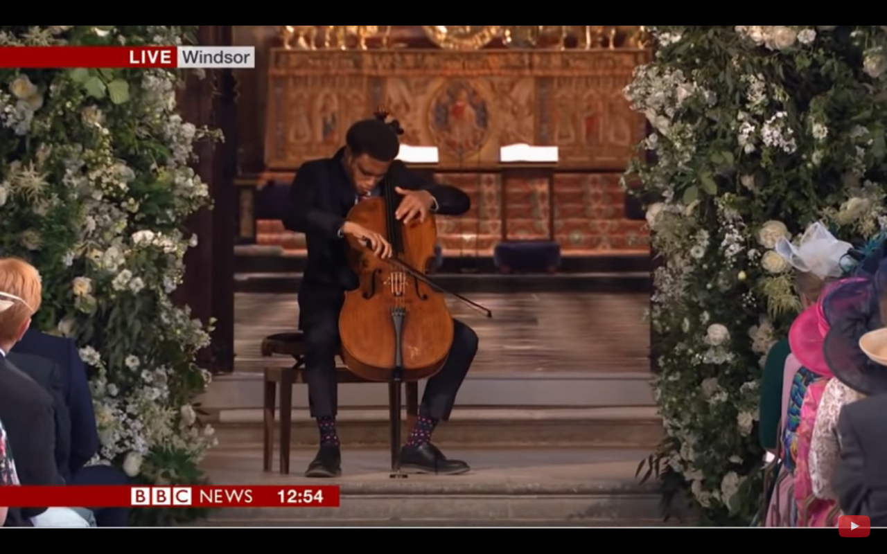 英國哈利王子婚禮上的大提琴家 @
			
				張偉軒小提琴
			
		